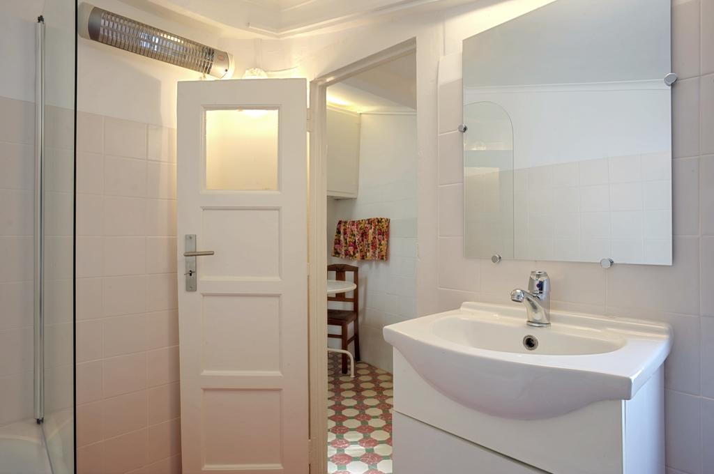 Stay Local In Alfama! Deolinda Central Home, Amazing View Lisbon Room photo